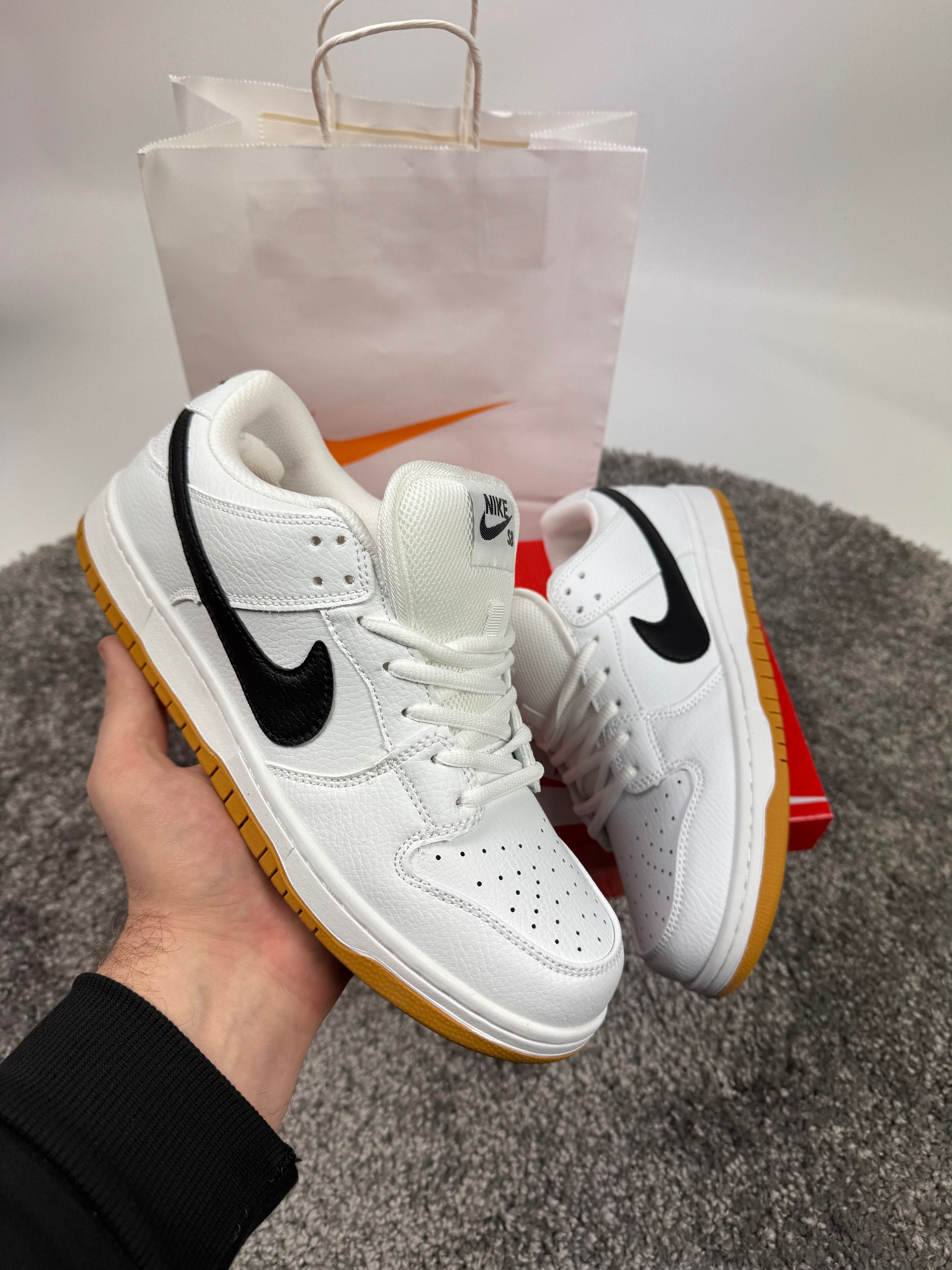 Кросовки Nike Dunk Low Sb 
найк данк 38,39,40,41,42,43,44