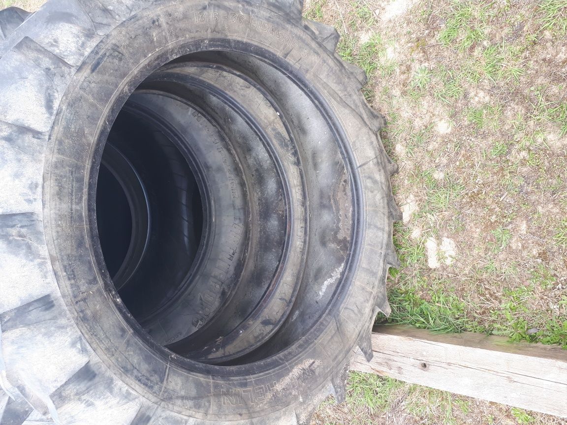 Ładna para opony zachodnie MICHELIN BIBAGRIP 3 Rolnicze 13.6 R - 36