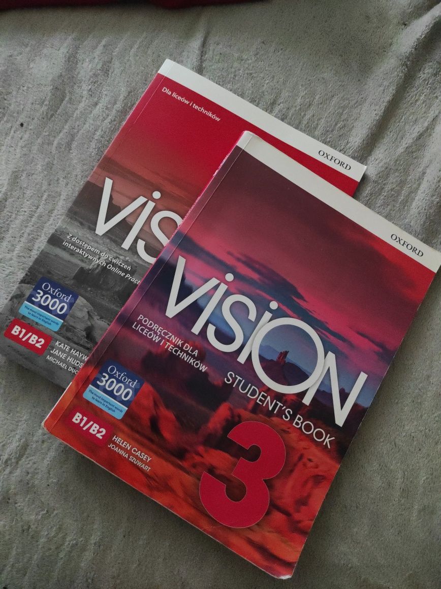 Książka i ćwiczenie do angielskiego Vision
