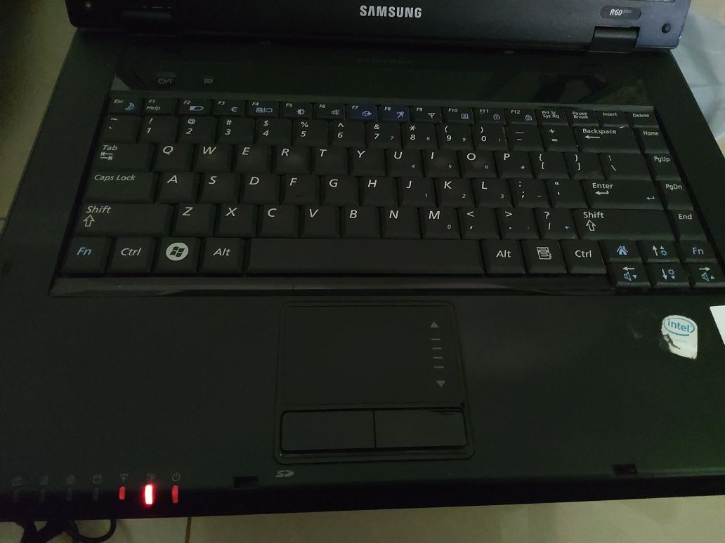 Laptop Samsung R61