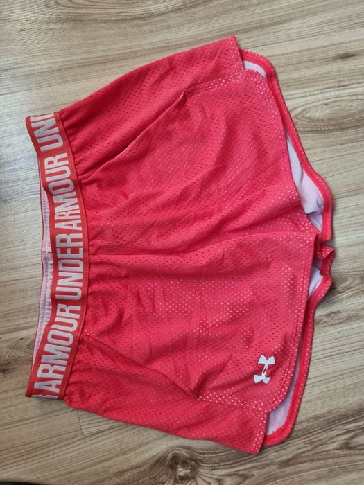 Spodenki szorty Under armour XS 34 z kieszeniami