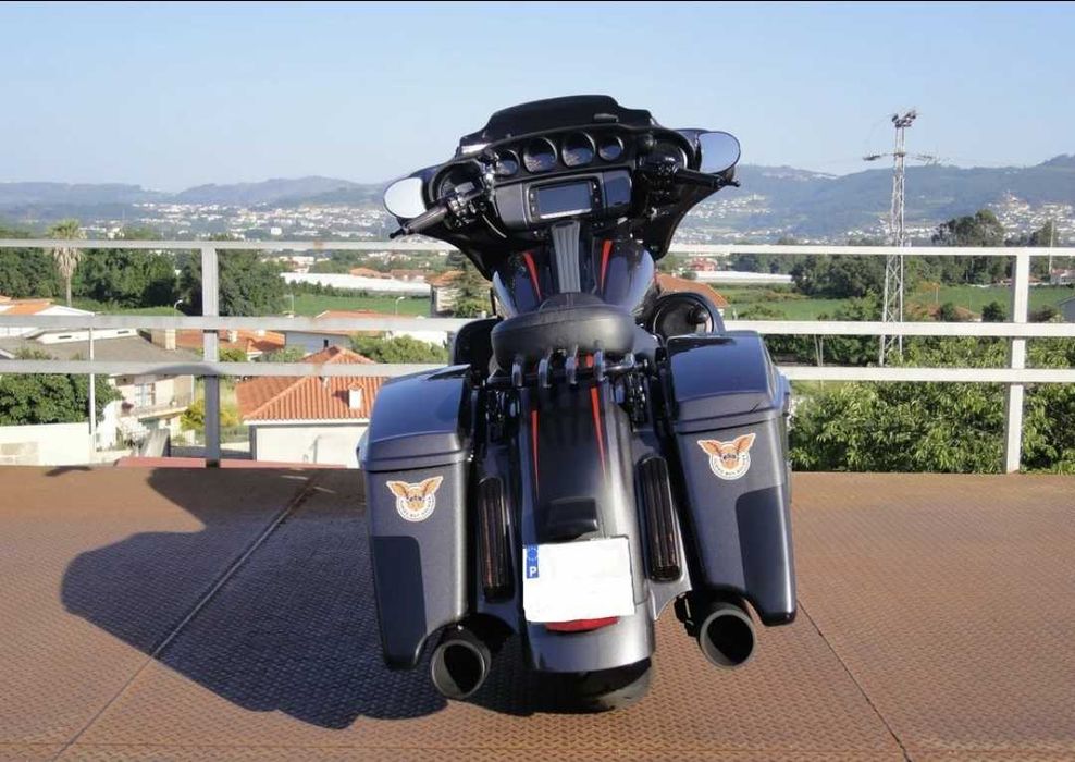 Harley Davidson Street Glide CVO 117 '' FLHXSE