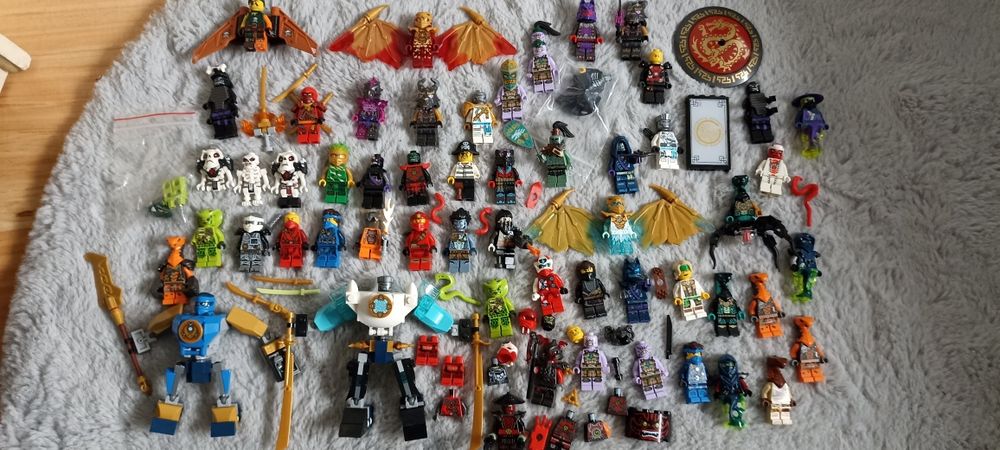 LEGO ninjago mix figurek tylko całość