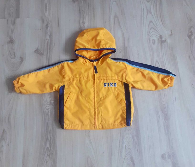 Wiosenna kurteczka Nike 18M