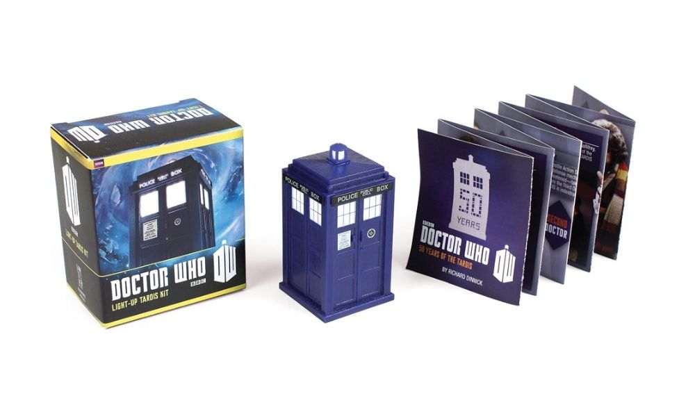 Doctor Who - Tardis com LUZ+ livrete - novo - PORTES GRÁTIS