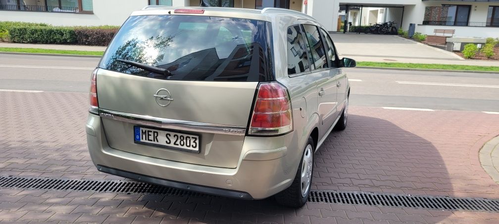 Opel Zafira * 2007 * 1.9cdti * 208tys * 7 osob * manual *  Warszawa