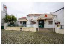 Oportunidade de Investimento! Espaço Comercial à Venda no Vimeiro