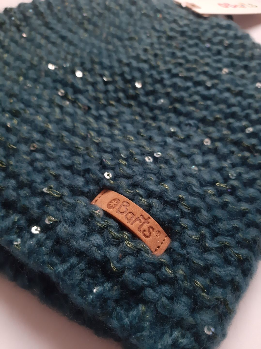 Barts Nowa czapka Margaux Beanie cekiny