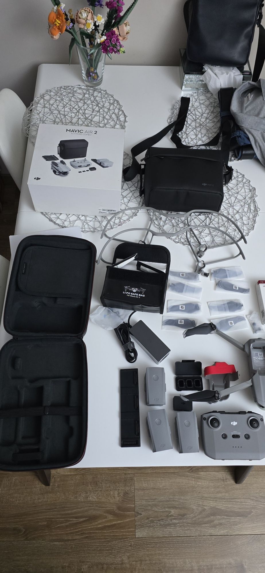 Dron Dji Air 2 stan idealny plus akcesoria
