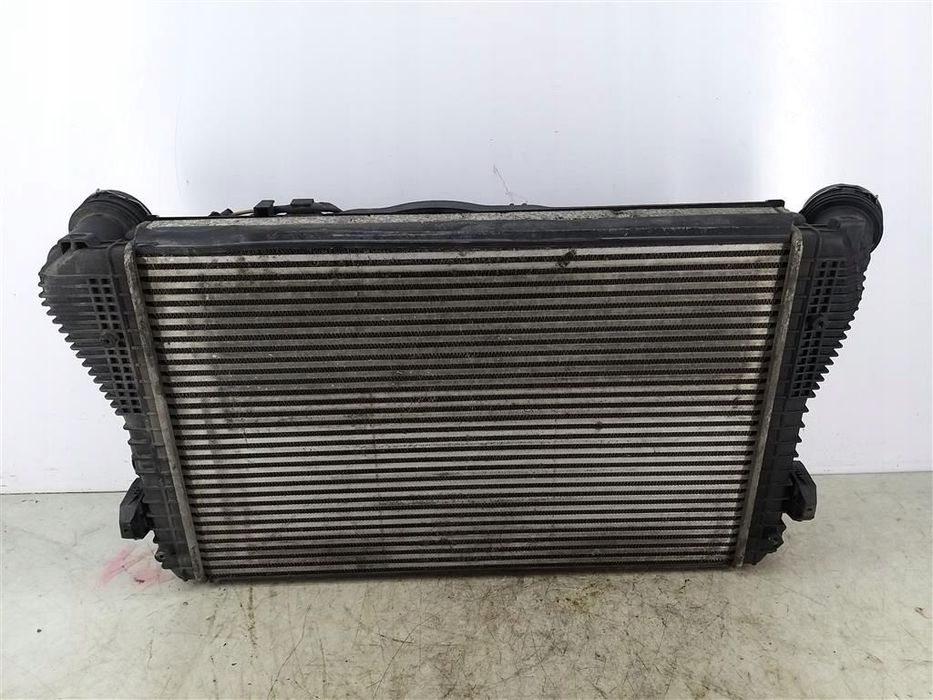 Chłodnica z wentylatorem INTERCOOLER VW Golf Plus 1.9TDI 105KM 2003-2008R