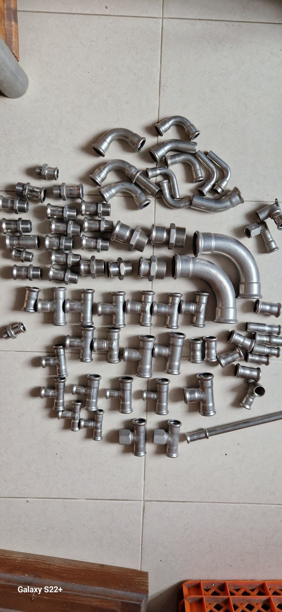 Inox  acessórios de cravar 316  vendo  71 a 2€ a pessa