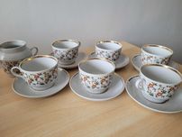 Porcelana radziecka lata 70te filiżanki mlecznik talerzyki