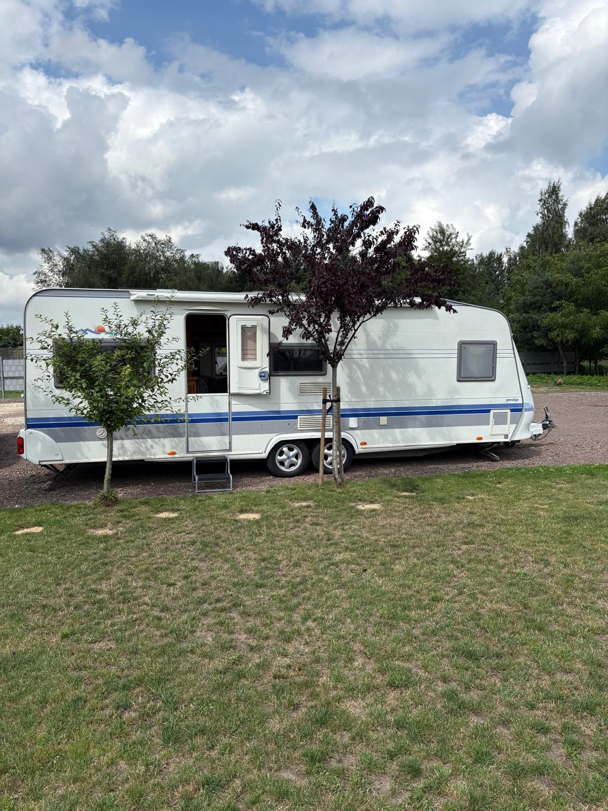 Przyczepa kempingowa Hobby Prestige KMFE 650