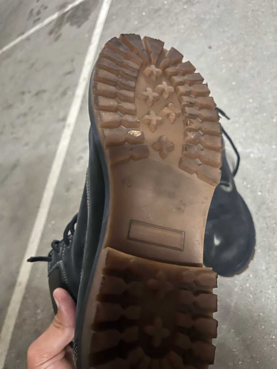botas confortáveis no tamanho 45

bom estado