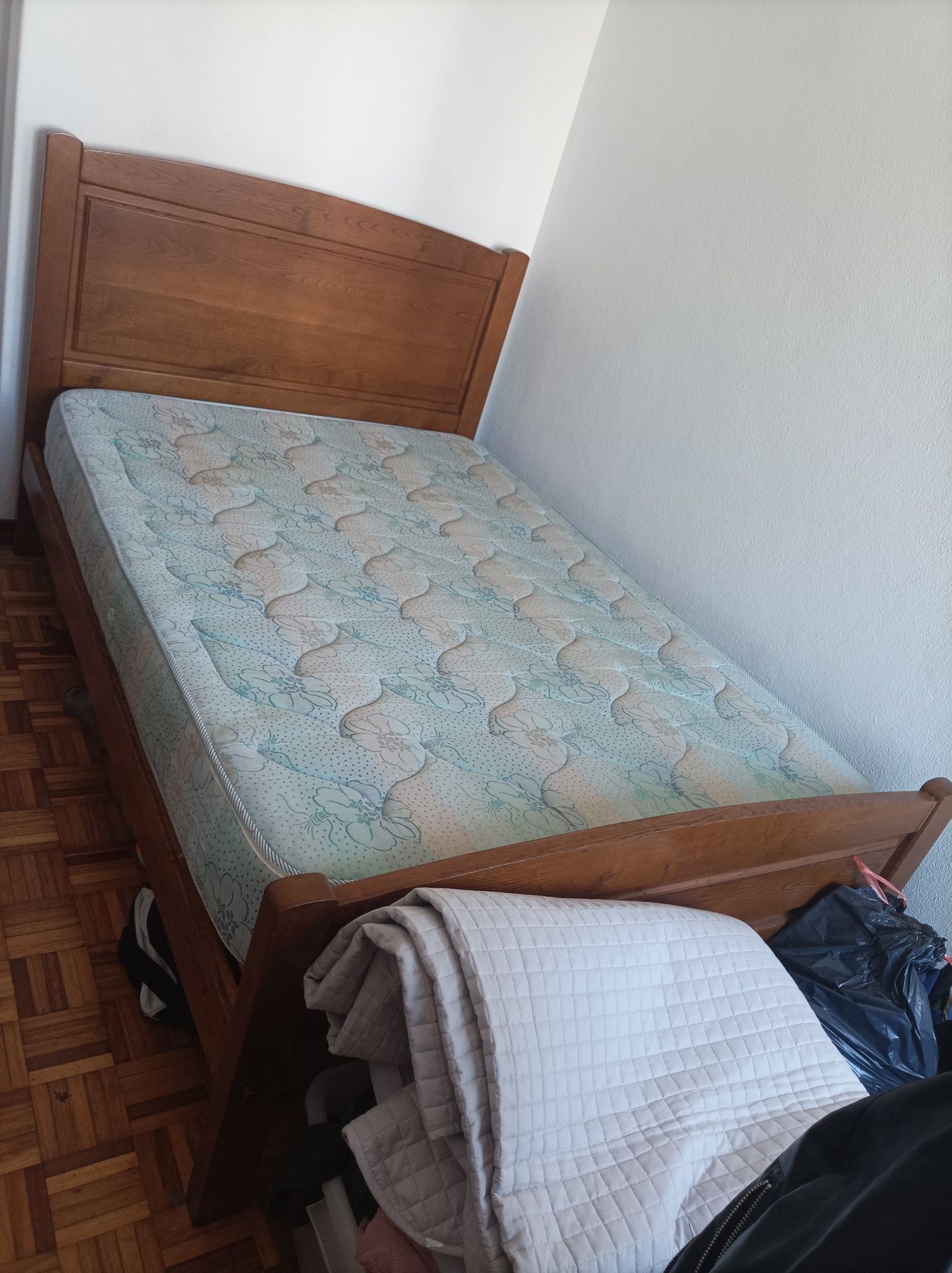 Cama corpo e meio
