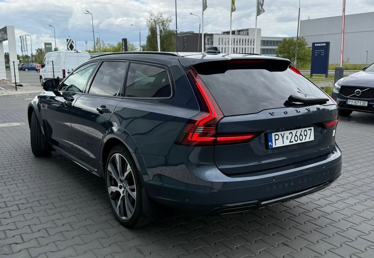 Volvo V90 Cross Country Volvo V90 Cross Country