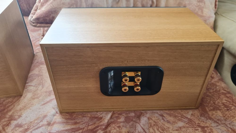 Bowers Wilkins dm 601 s3 b w bw 601