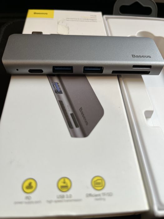 Продам USB хаб для MacBook Baseus
