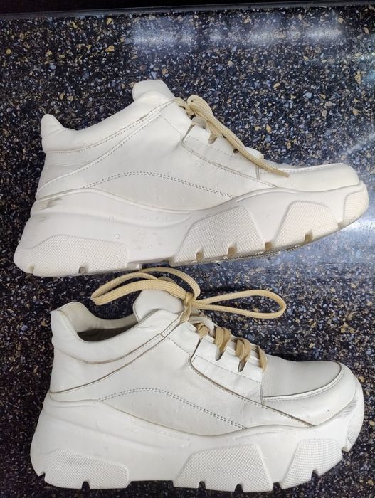 Красовки жіночі 40 розмір