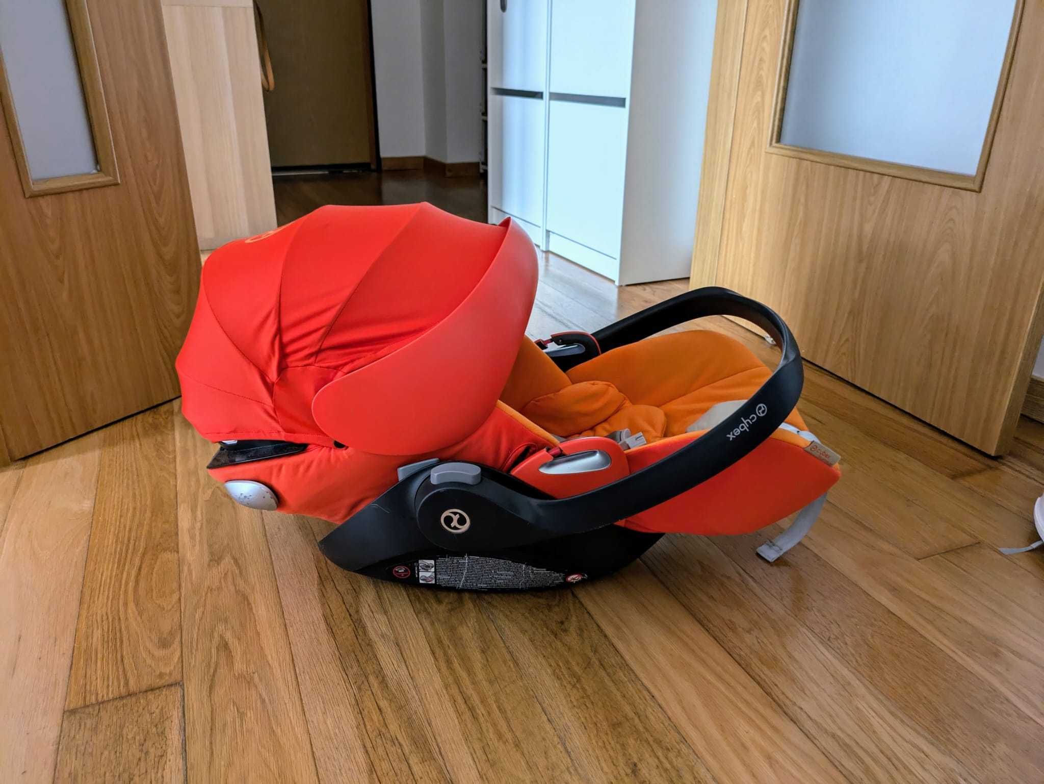 Cybex Cloud Q com base Isofix, e adapatores para carrinho