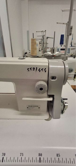 Stębnówka z odkrawaczem Juki DLM 5200