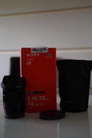 Obiektyw Sony E 16-70mm f/4.0 za Oss Carl Zeiss Vario- Tessar