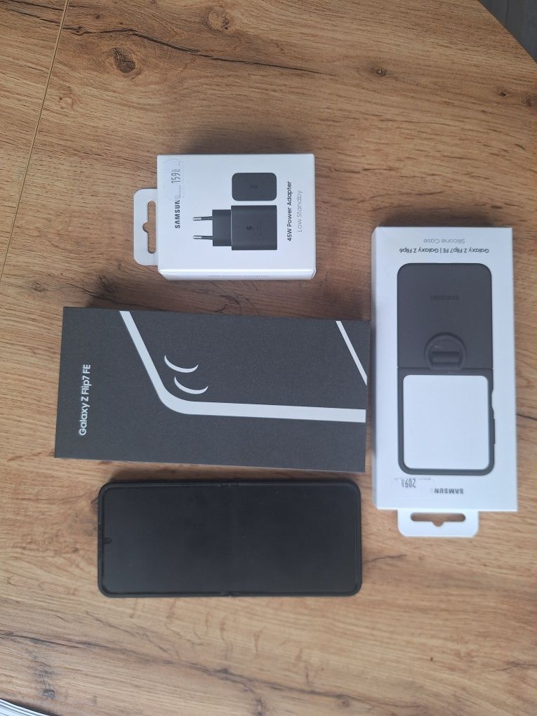 Samsung galaxy Z FLIP7