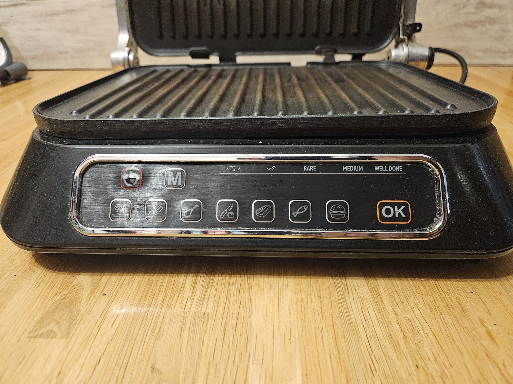 grill opiekacz Redmond RGM-806P