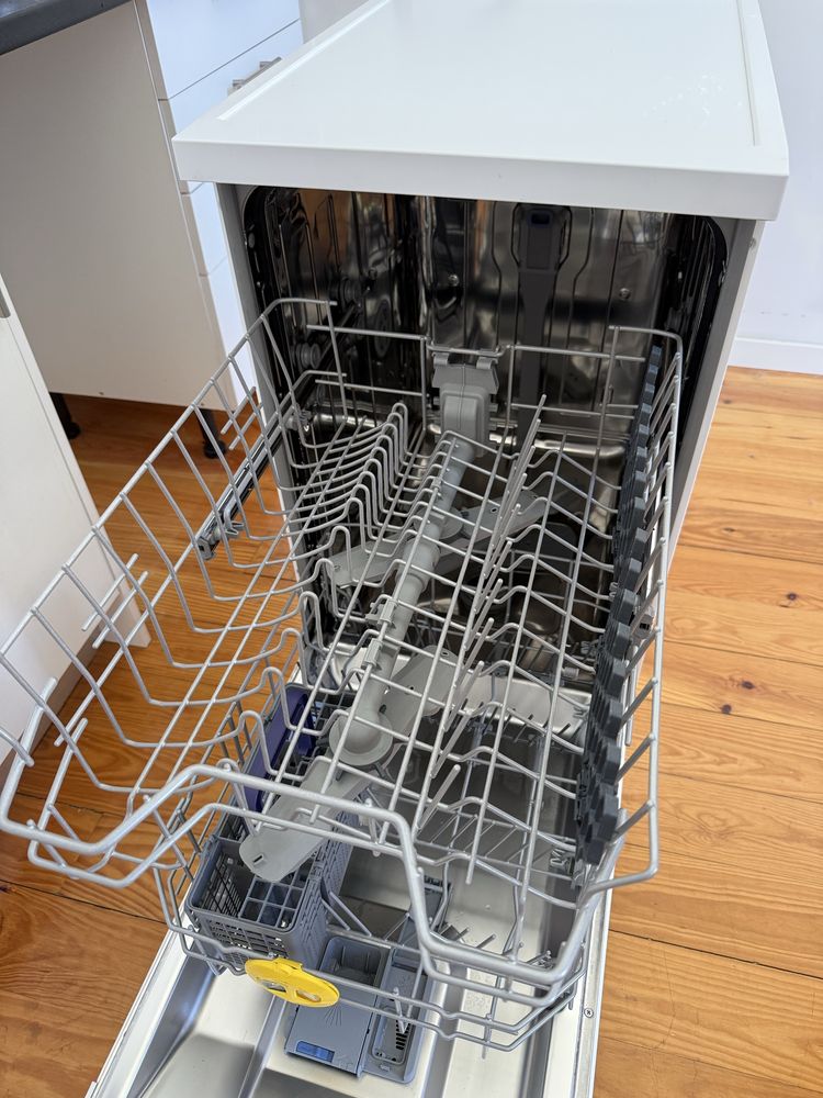 Maquina lavar loiça Beko 45cm