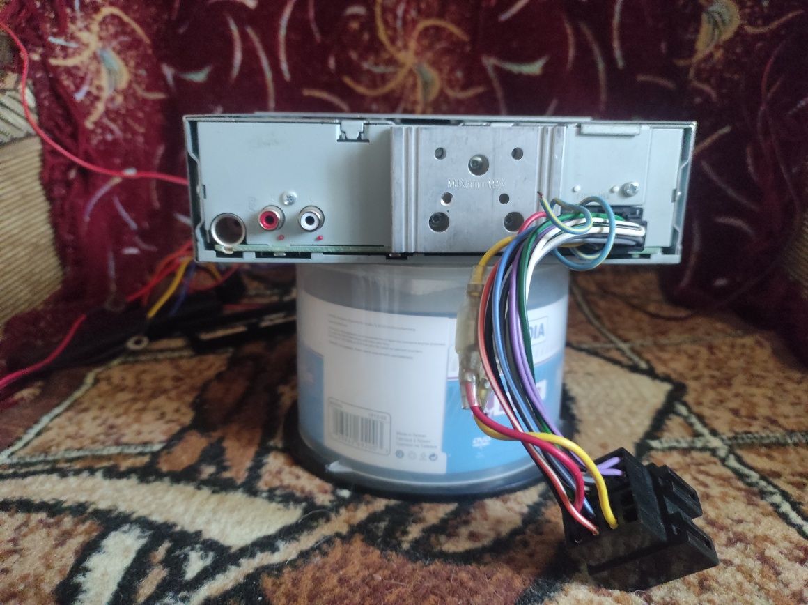 Магнітола JVC KD-R481