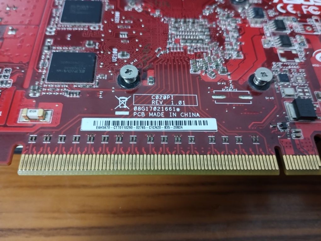 Продам відеокарту Asus Radeon HD 5670 1gb