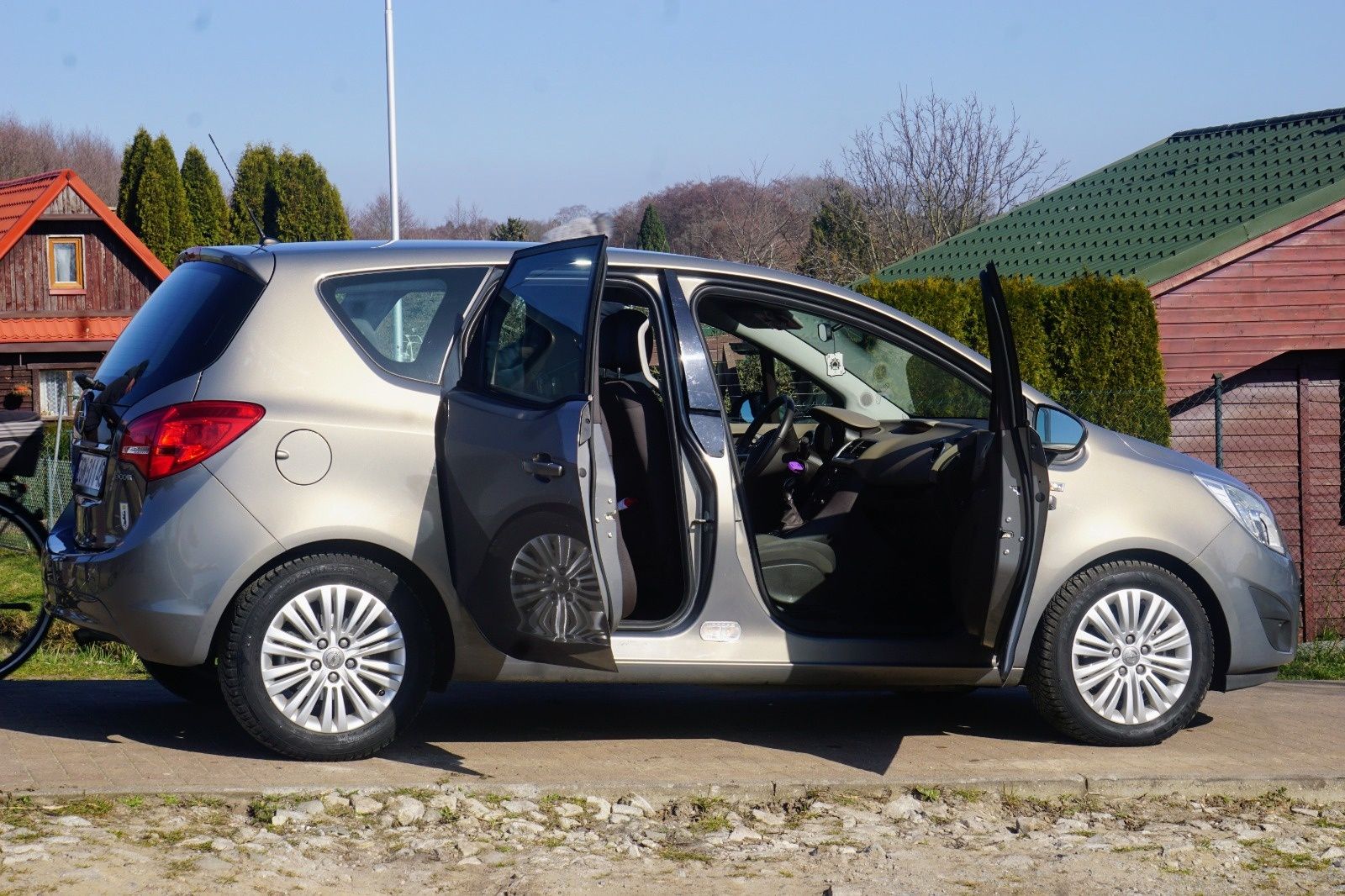 Sprzedam Opel Meriva minivan