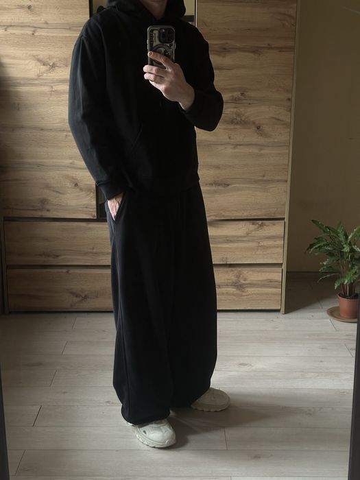 Худі кофта з капюшоном чорна кроп фіт H&M s m , с м