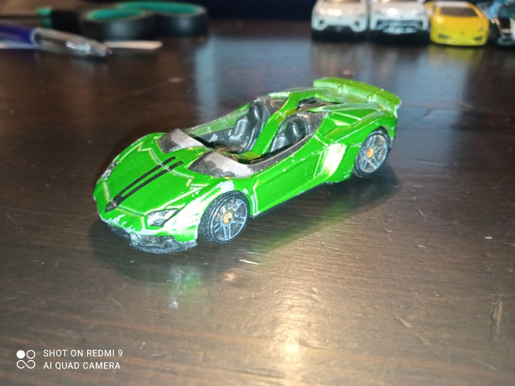 Lamborghini Aventador J hot wheels zielony