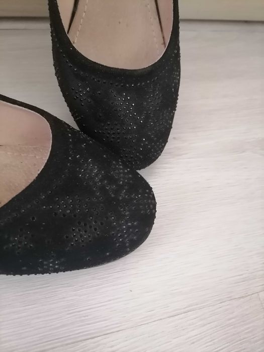 Туфлі розмір 39,
