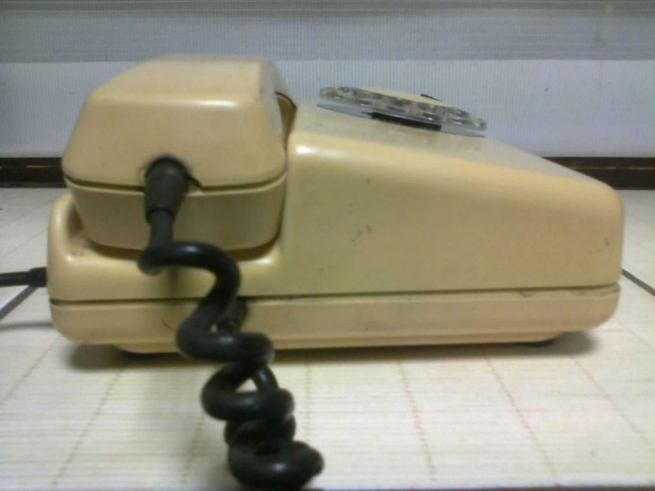 Telefony stacjonarne tarczowy .alarmowy Telkom 70/80