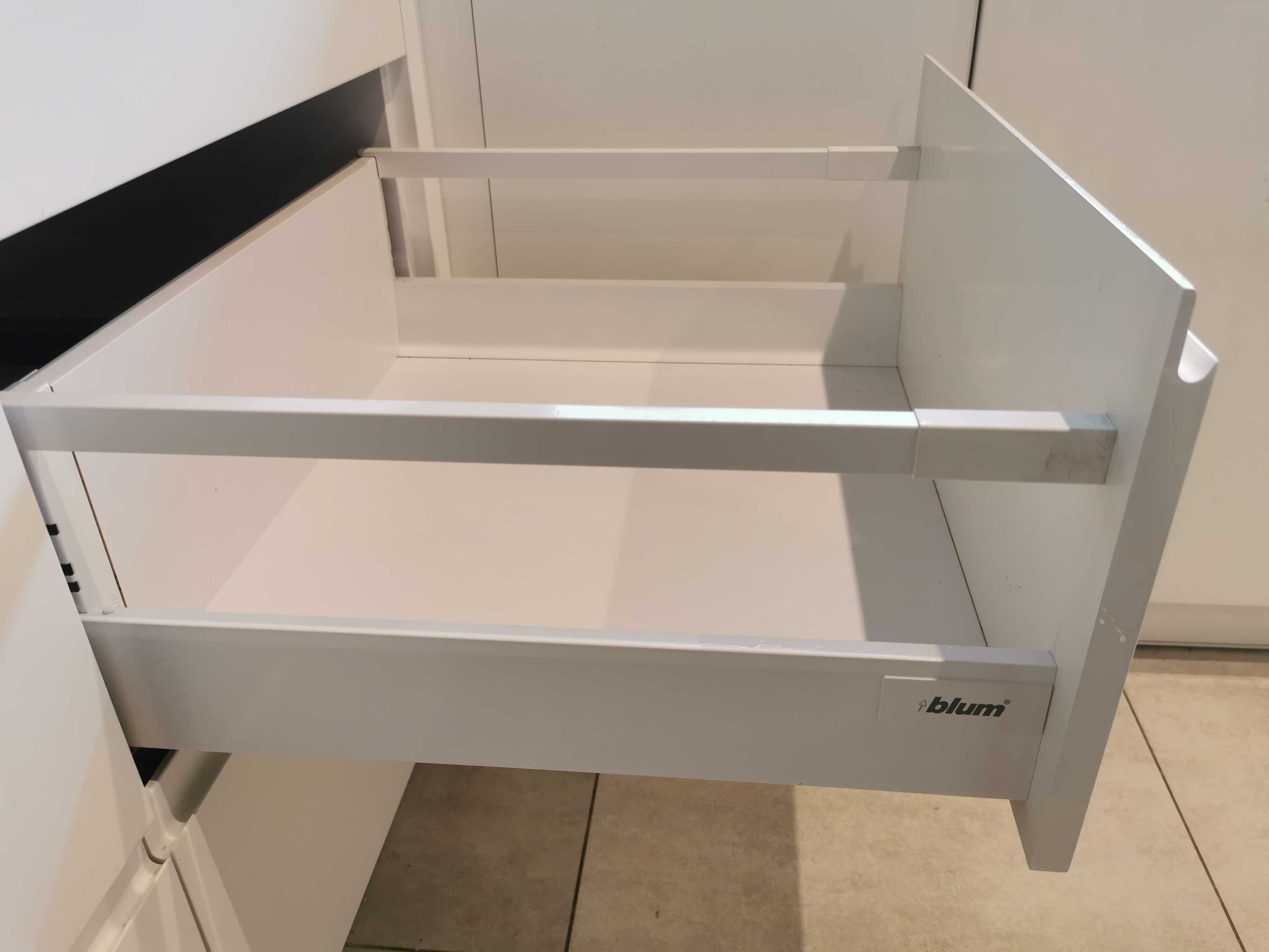 Szuflady Blum białe TANDEMBOX ANTARO