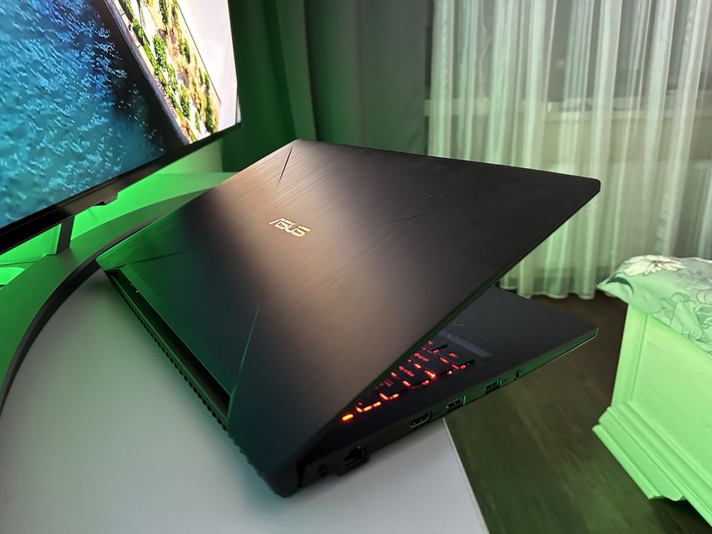 Как Новый Asus ROG STRIX + Комплект Девайсов