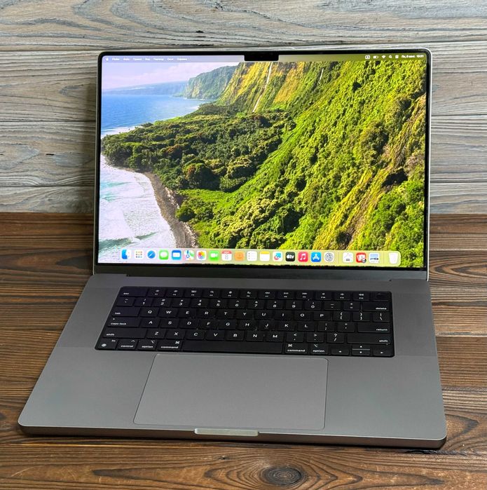 MacBook Pro 16" Mid 2021 M1 Pro (32/512 SSD) Space - 1.050$$ / Магазин