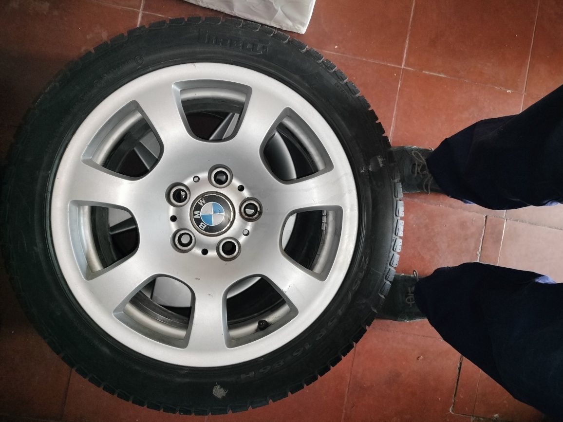 Pneus Pirelli + jantes BMW 16''