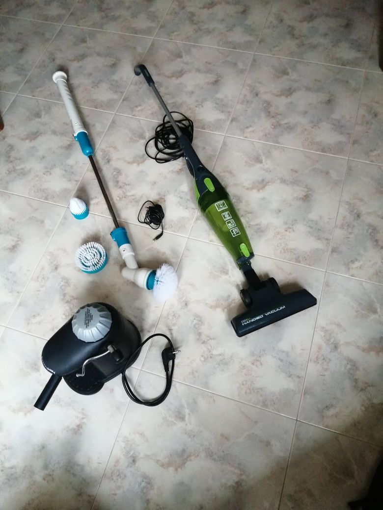 Vendo quatro máquinas