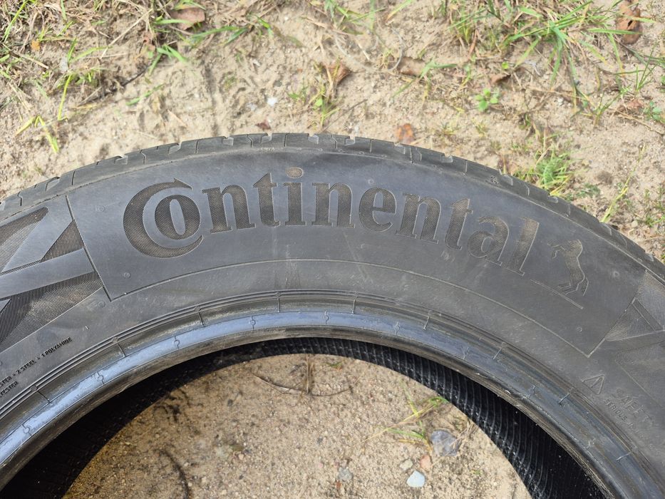 Opony Continental  215/65 R17