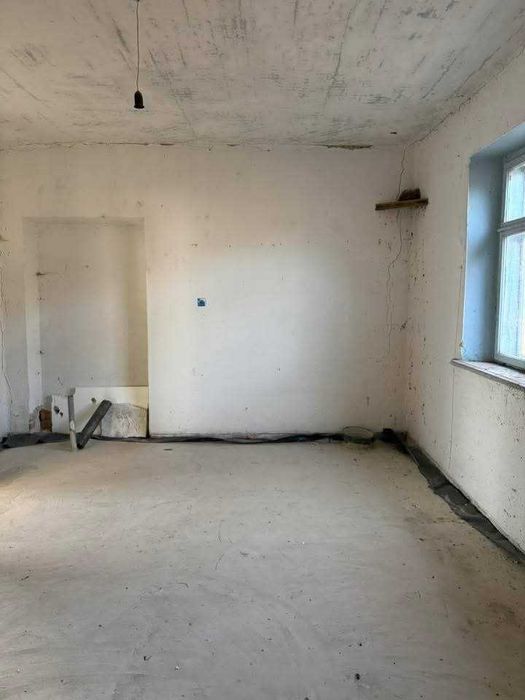 Продаж будинку біля Почаєва