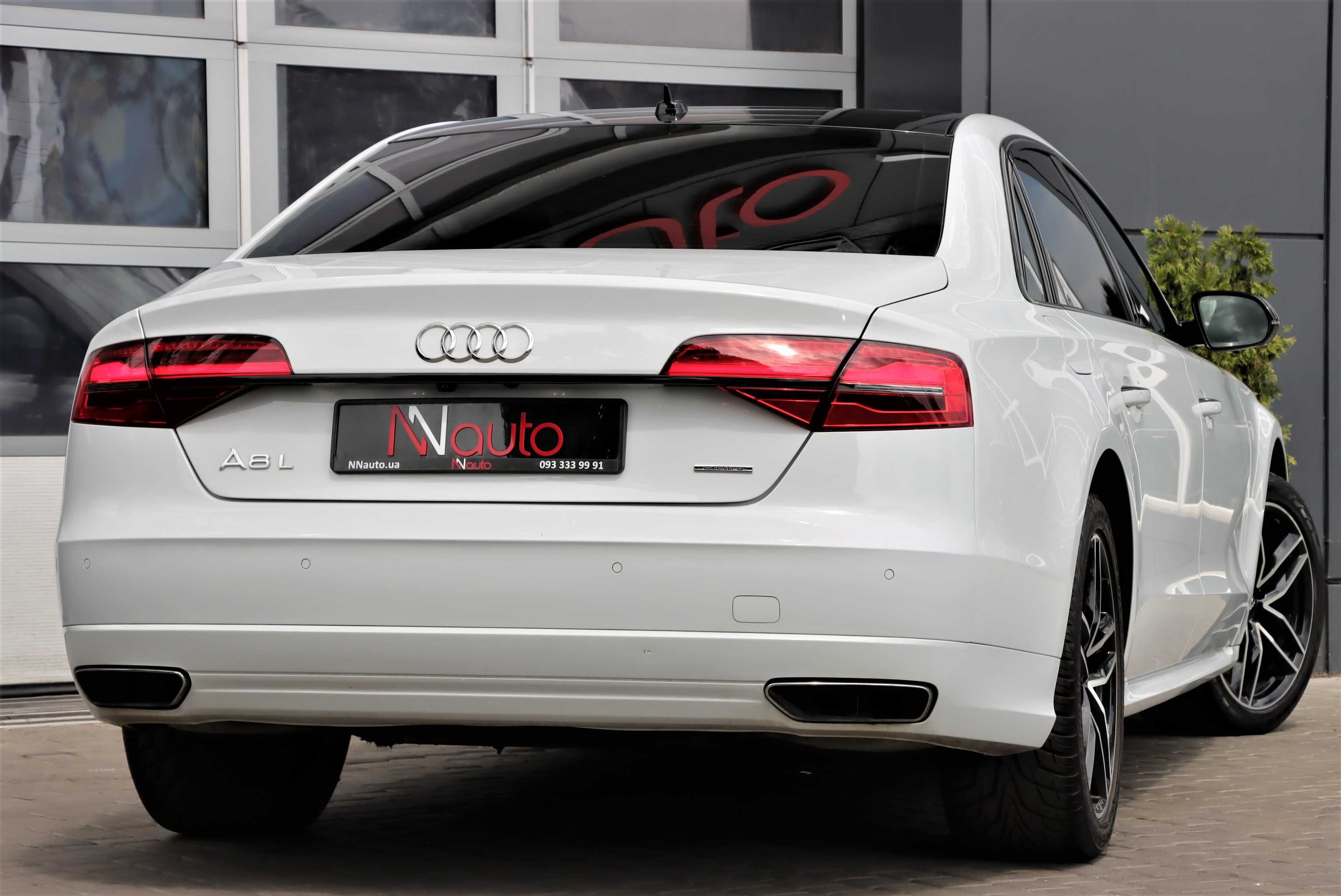 Audi A8 Автомобиль