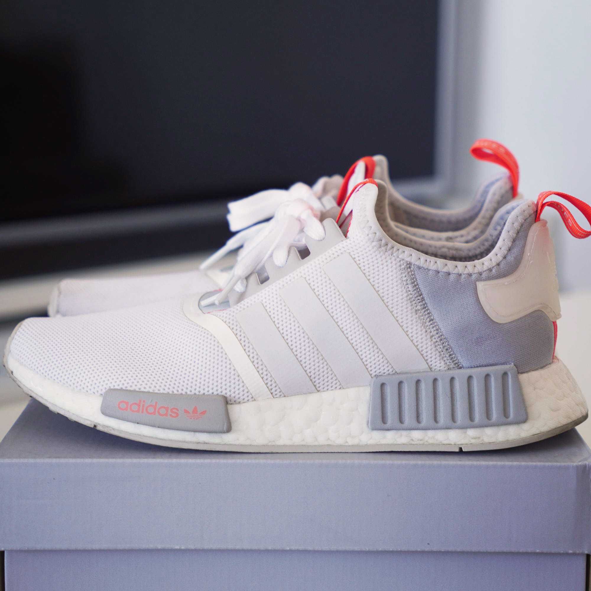 Buty Adidas NMD R1 - białe - r. 42.5 - oryginalne