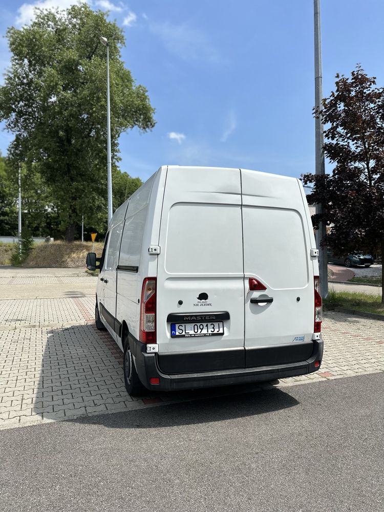 Wynajem Bus Blaszak Furgon L2H2 bdb stan techniczny renault master