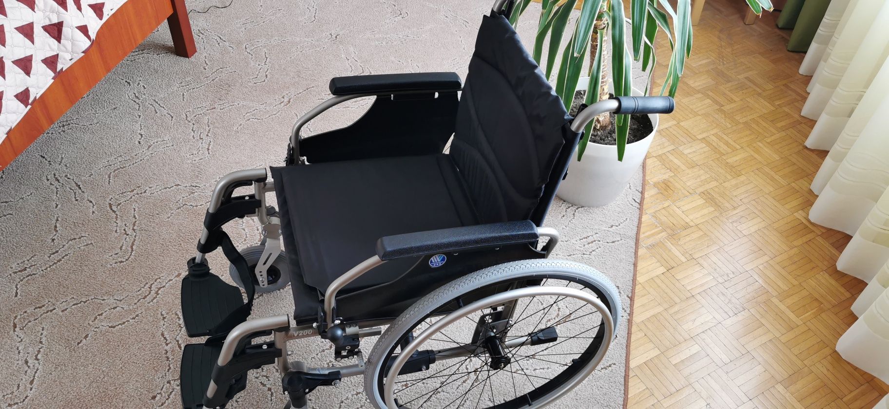 Wózek inwalidzki Vermeireb v200. Nowy
