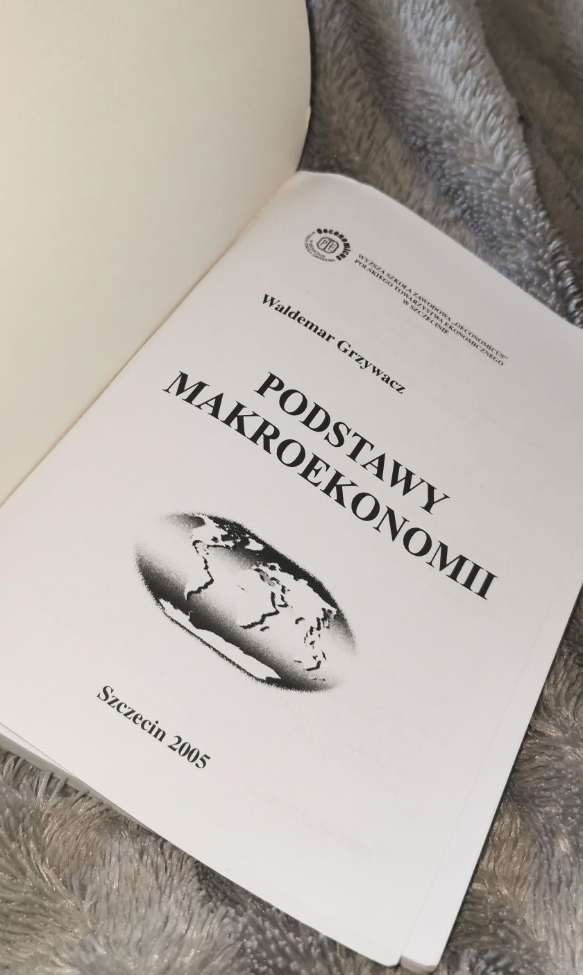 Książka Podstawy makroekonomii Waldemar Grzywacz