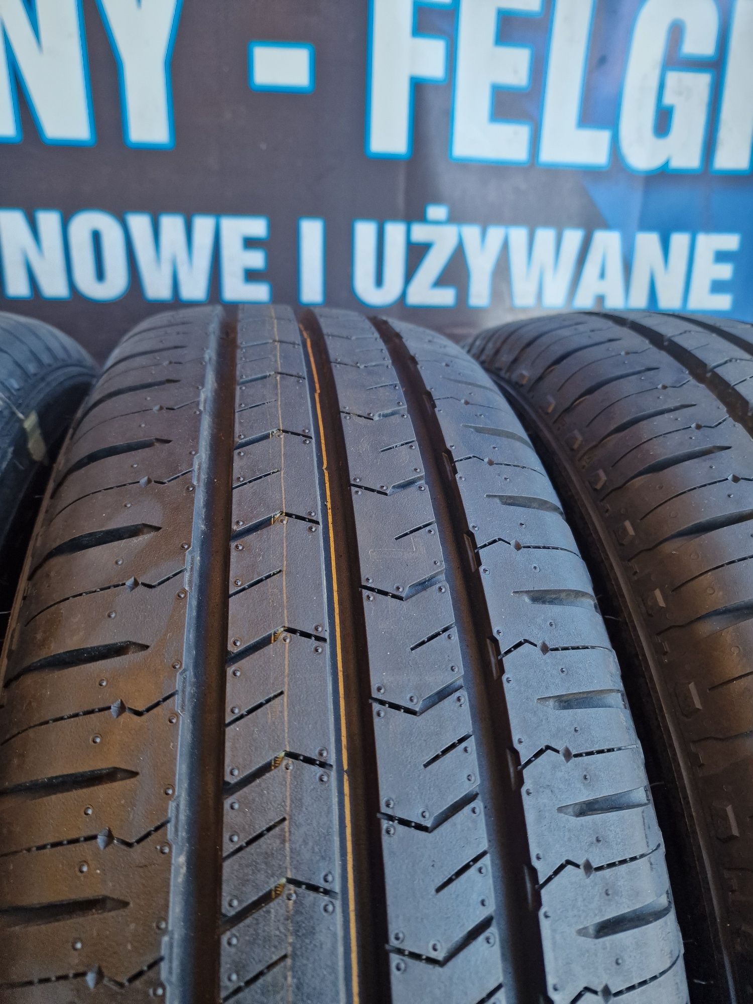 Opony letnie 215/75/16C Nexen wzmacniane bus Para Nowe