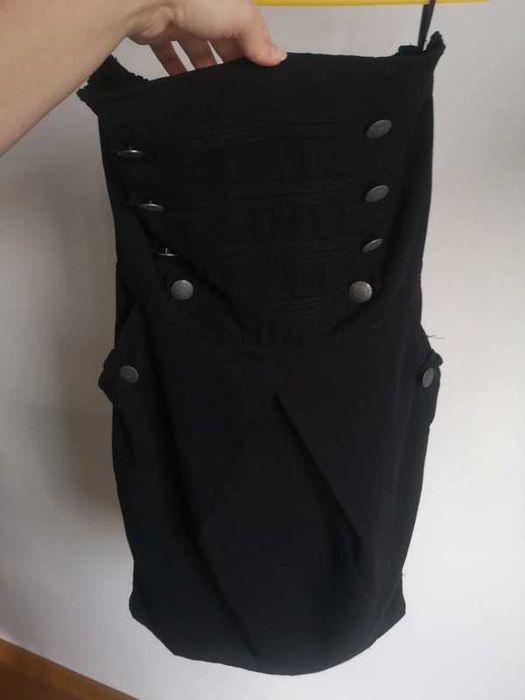 Amisu czarna sukienka tuba z kieszeniami guziki r. 34/XS